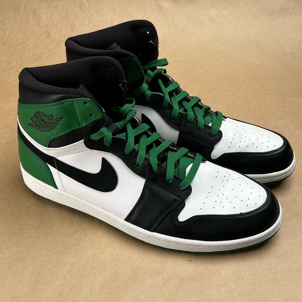 Nike Jordan 1 Retro High 'Boston Celtics'  332550-101 Men's Size 15